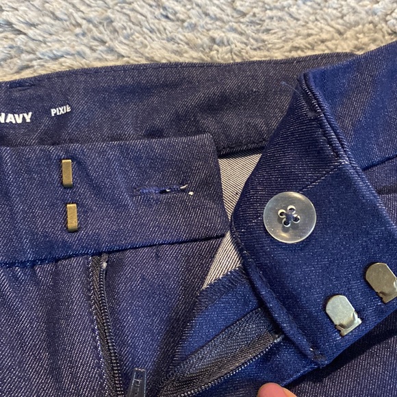 Old navy - Picture 5 of 5